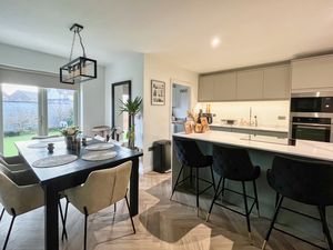 Photo 1- click for photo gallery